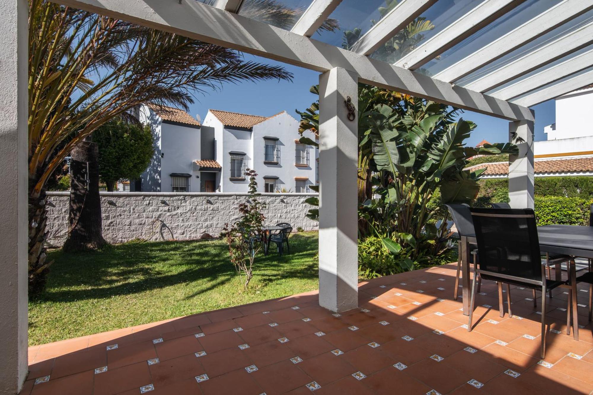 Chalet Sol Y Mar By H Isla Canela Exterior photo